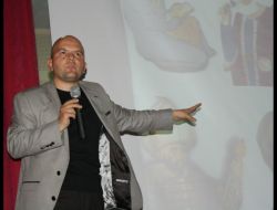 Uğurluel: Tarihi Anlamak İçin O Güne Ait Değer Yargılarıyla Hareket Edilmeli