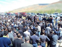 Sobadan Sızan Gazdan Zehirlenen Öğretmenin Cenazesi Toprağa Verildi