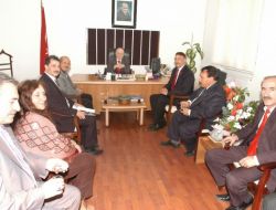 Âşıklar Denizli Vali Vekili Küsbeci’yi Ziyaret Etti