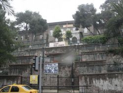 Sigara İçen Öğrenciler, Kanser Hastalarıyla Görüştürülüyor