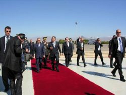 Cumhurbaşkanı Gül, Nahcivan'a Geldi!