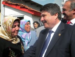 Ak Parti Manisa Adayları, Kula'da Seçim Bürosu Açtı