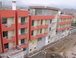 Kızılırmak Oteli'ni Öğrenci Yurdu Yapma Çalışmaları Sürüyor