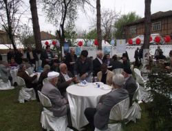 Köy Sakinleri, Kutlu Doğum'u Cami Avlusunda Kutladı