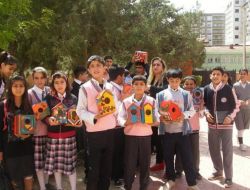 Kızıltepeli Öğrencilerden Kuşlara Kuş Evi