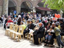 Ayder’in Üniversitelilere Yardım Kermesi Yoğun İlgi Gördü