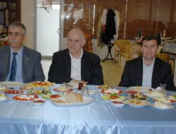 Ak Parti Isparta Milletvekili Bilgiç, İsiad Üyeleriyle Bir Araya Geldi