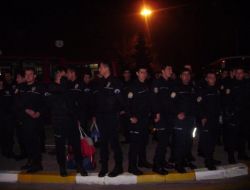 İSTANBUL DIŞINDAN BİN 200 POLİS GETİRİLDİ