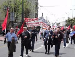 ATİNA'DA 1 MAYIS İŞÇİ BAYRAMI