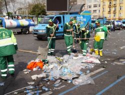 Temizlik İşçileri ‘bayram’ Yapmadı