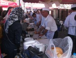 Öğrenci Yurtları Yararına Açılan Kermes İlgi Gördü