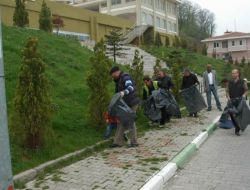 Vatandaş-belediye Elele Verdi, Sokakları Temizledi