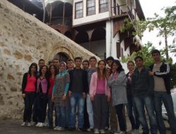 Üniversiteliler Kozan’daki Tarihi Yerleri Gezdi