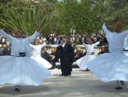 Hz. Mevlana, Karaman’dan Temsili Olarak Konya’ya Uğurlandı