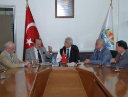 Necati Çetinkaya Adana Büyükşehir Belediyesi’ni Ziyaret Etti