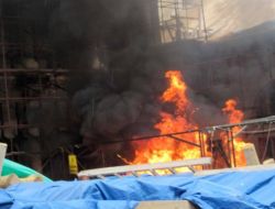 Diyarbakır'da Tarihi Ulu Cami’de Yangın Çıktı