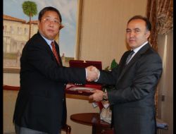 Çinliler Hızlı Tren Ve Turizm Yatırımı İçin Antalya’da Görüşme Yapıyor