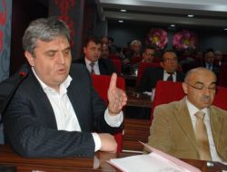 Belediye Meclisinde Tartışma