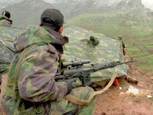 Hakkari'de 1 asker şehit oldu!