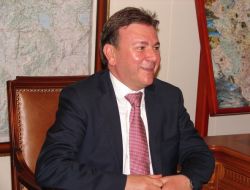 Denizli’nin 3. Endüstri Meslek Lisesinin Her Sınıfını Bir Hayırsever Yaptırıyor