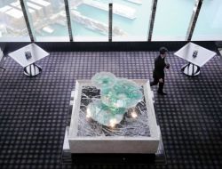 Hong Kong’da Dünyanın En Yüksek Oteli Açıldı