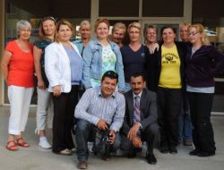 Yabancı Gelinler Çocuklarının Geleceği İçin Türkçe Öğreniyor