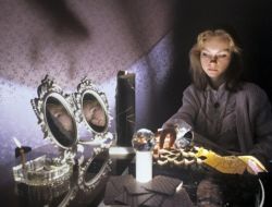 800 Bin Büyücü Doktorların Yerini Aldı