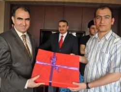 Şırnak'ta Başarılı Öğrenciler Ödüllendirildi