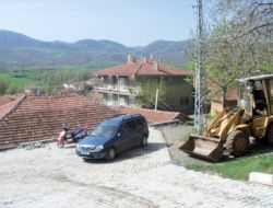 Kösrelik Belediyesi Kilit Parke Çalışmalarına Hız Verdi