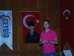 Erkoç, Bir Okulda Güven Varsa Akademik Başarı Yükselir