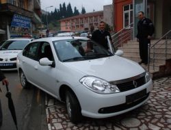 Alaplı Emniyeti'ne İki Yeni Araç Bağışlandı