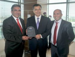 Kazaklar, Antalya’da Turizmden Sonra Sanayiye De Yatırım Yapmak İstiyor