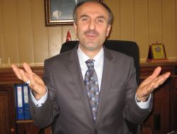 Sosyal Hizmetler İl Müdürü, Vekil Adayı Olamayınca Görevine Döndü