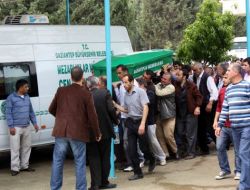 Öldürülen Anne Ve 3 Kızı Yan Yana Toprağa Verildi