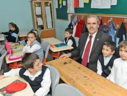 Başkan Altepe, 41 Yıl Önceki Okulunu Ziyaret Etti