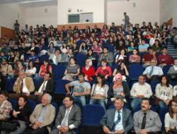 Aksoy: Karikatür Sanatı Bir Panzehir Görevi Üstleniyor