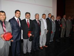 Farklı Düşünceler Peygamber Sevgisinde Birleşti