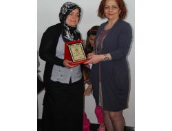 Zonguldak'ta Yılın Annesine 'Hüzünlü' Ödül