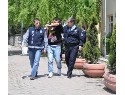 Cezaevinden Çıktı, Yeniden Hırsızlık Yaptı