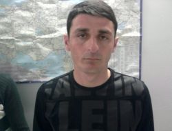 Alüminyum Folyolu Hırsızlar Güvenlik Kamerasında