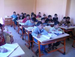 Mardinli 120 Öğrenci Gençlik Merkezi Sayesinde Üniversiteye Hazırlanıyor