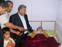 Mehmet Akyürek, Hastaların Duasını Aldı