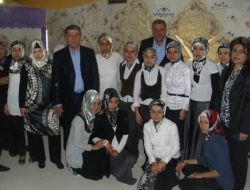 Ak Parti Adayları Köy Ziyaretleri İle Destek İstiyor