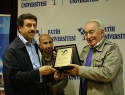 Fatih'te Hilmi Yavuz'a 75. Yaş Kutlaması