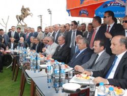 BÜLENT ARINÇ NET KONUŞTU!