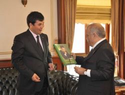 Türkmen Heyetinden Vali Şentürk’e Ziyaret