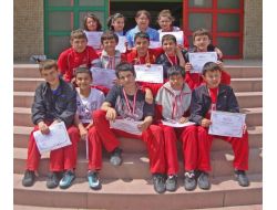 Tavşanlı Özel Başarı, Komatya Olimpiyatları'nda 1. Oldu