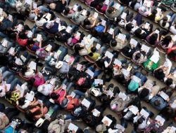 Malatya'da 22 Bin Kişi Aynı Anda Aynı Kitabı Okuma Rekoru Kırdı