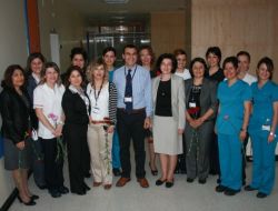 Hemşirelere Karanfilli Kutlama