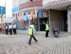 Ak Parti İlçe Binasına Ses Bombası Atıldı